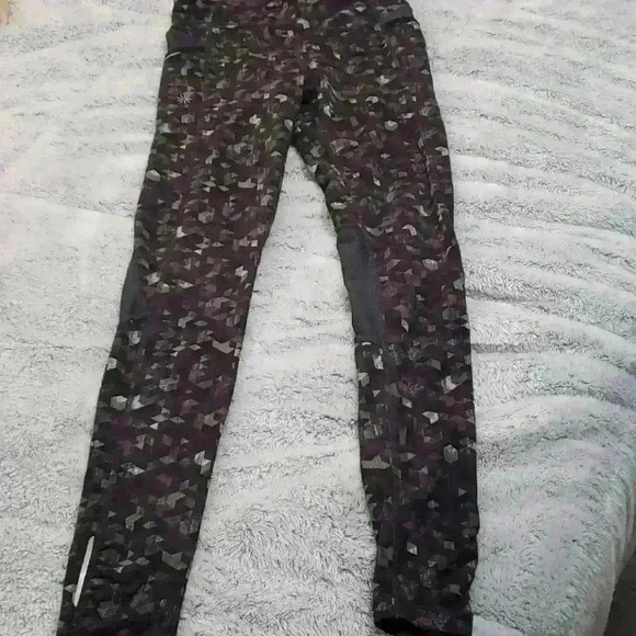 Athleta Pants - Athleta Geometric pattern Leggins